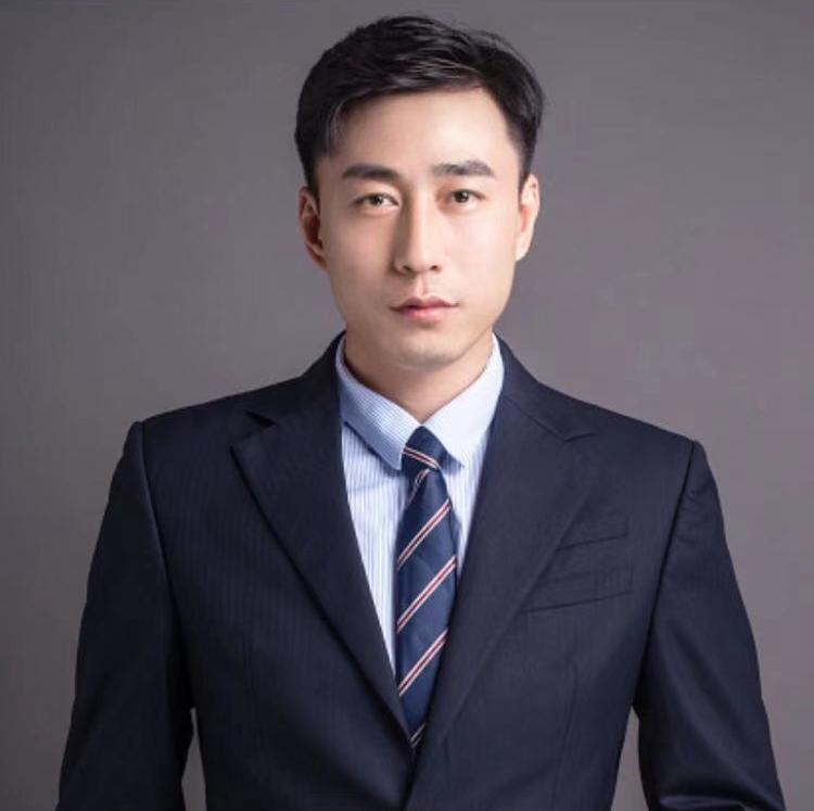 田晓琼 导演 & 创意总监